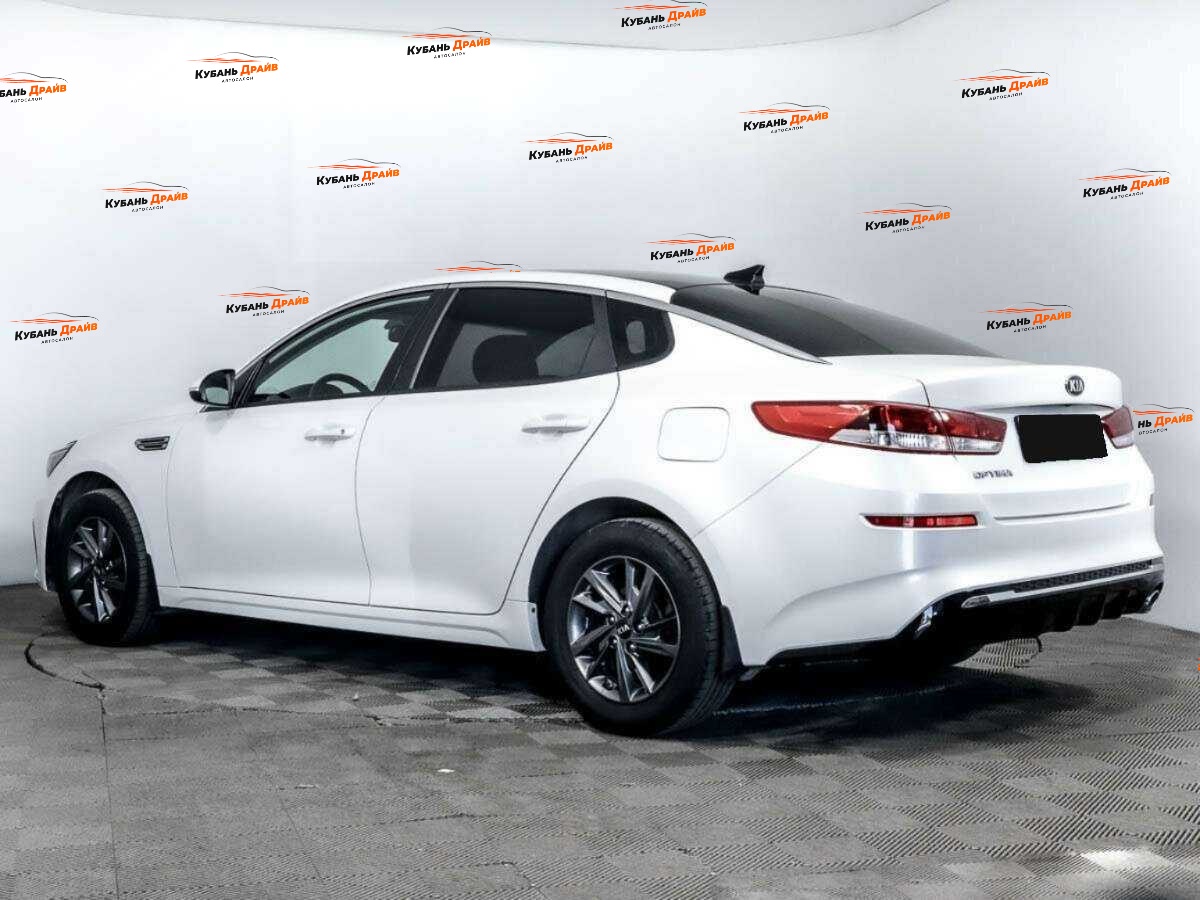 Kia Optima 2018 года с пробегом. Фото: #5