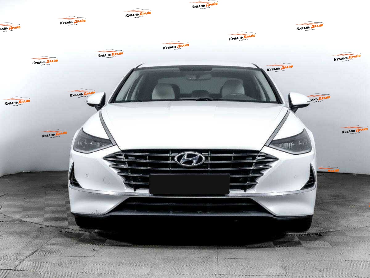 Hyundai Sonata 2020 года с пробегом. Фото: #1