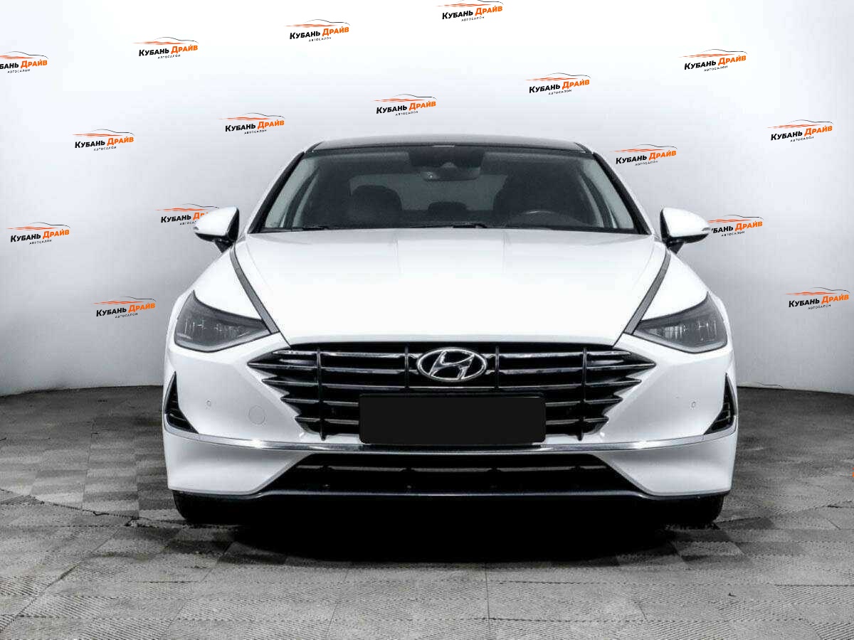 Hyundai Sonata 2021 года с пробегом. Фото: #1