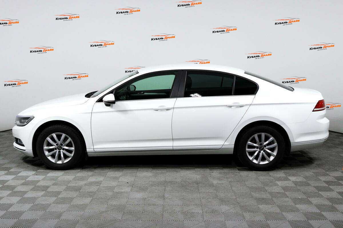 Volkswagen Passat 2016 года с пробегом. Фото: #7
