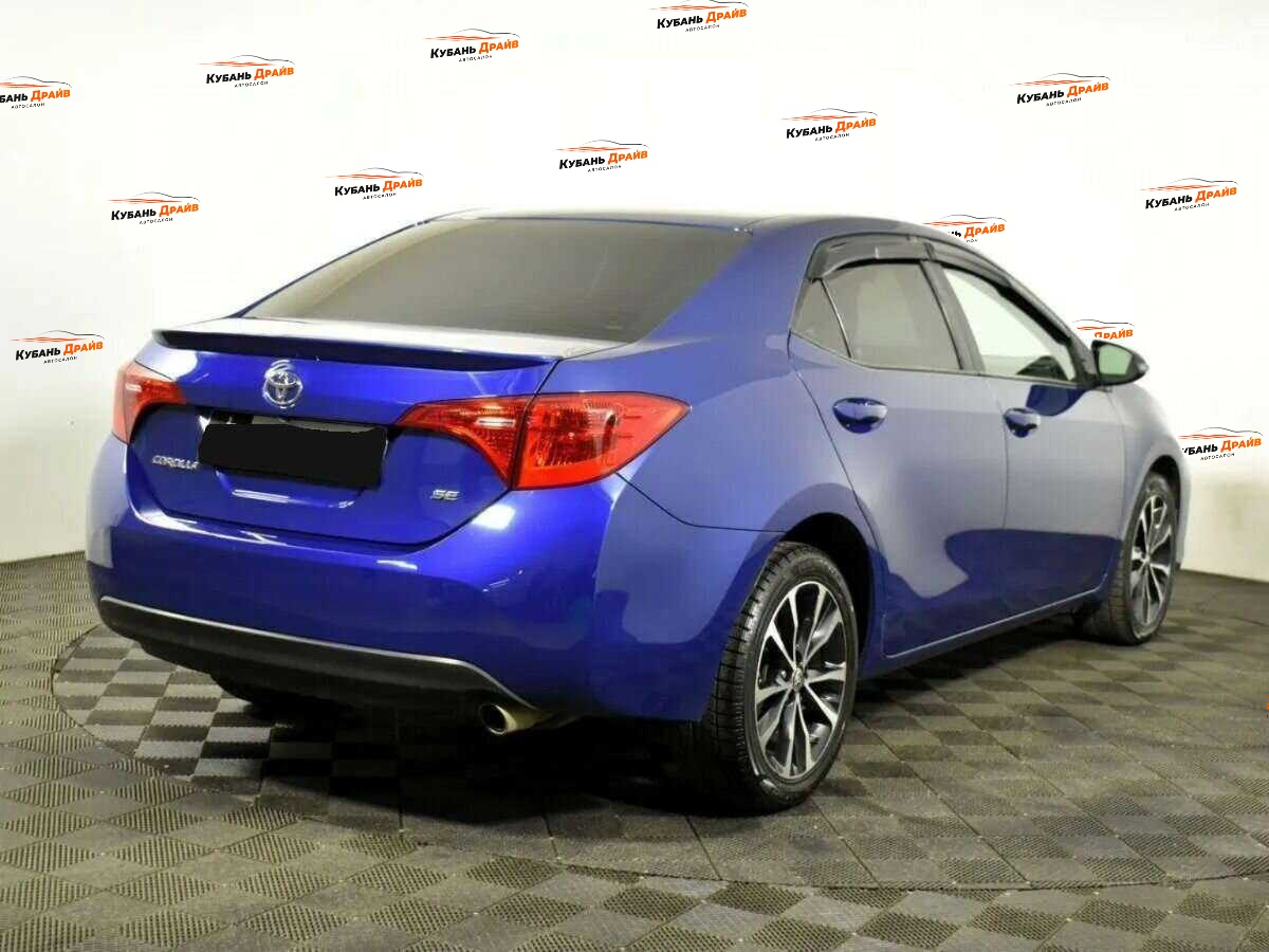 Toyota Corolla 2018 года с пробегом. Фото: #3