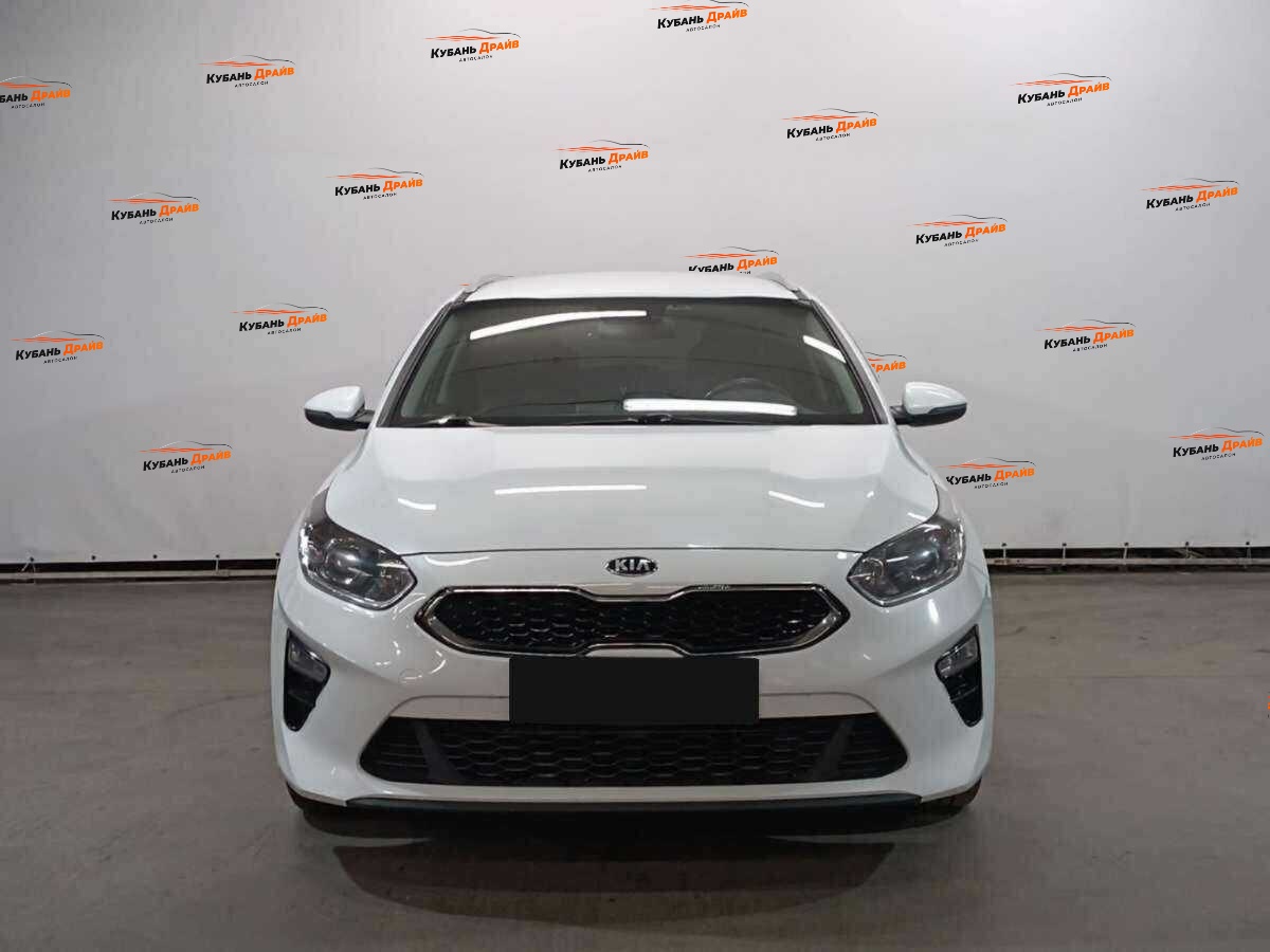 Kia Ceed 2021 года с пробегом. Фото: #1