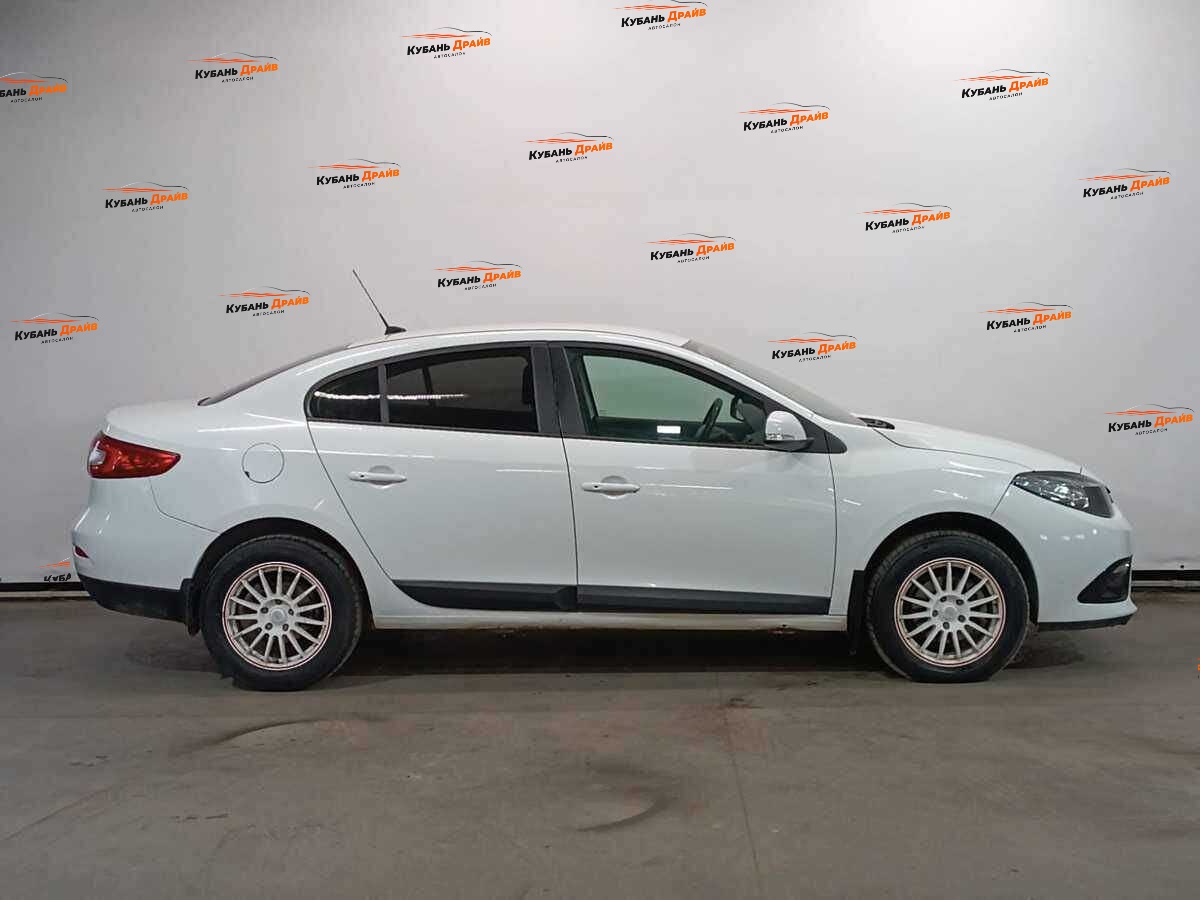 Renault Fluence 2016 года с пробегом. Фото: #3