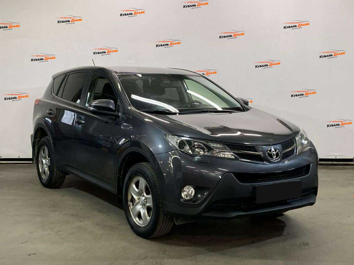 Toyota RAV4 2014 года с пробегом. Фото: #2