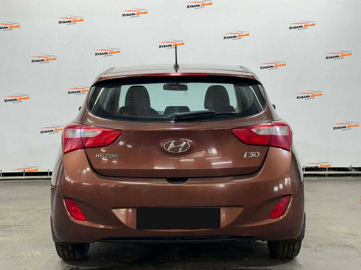 Hyundai i30 2012 года с пробегом. Фото: #5