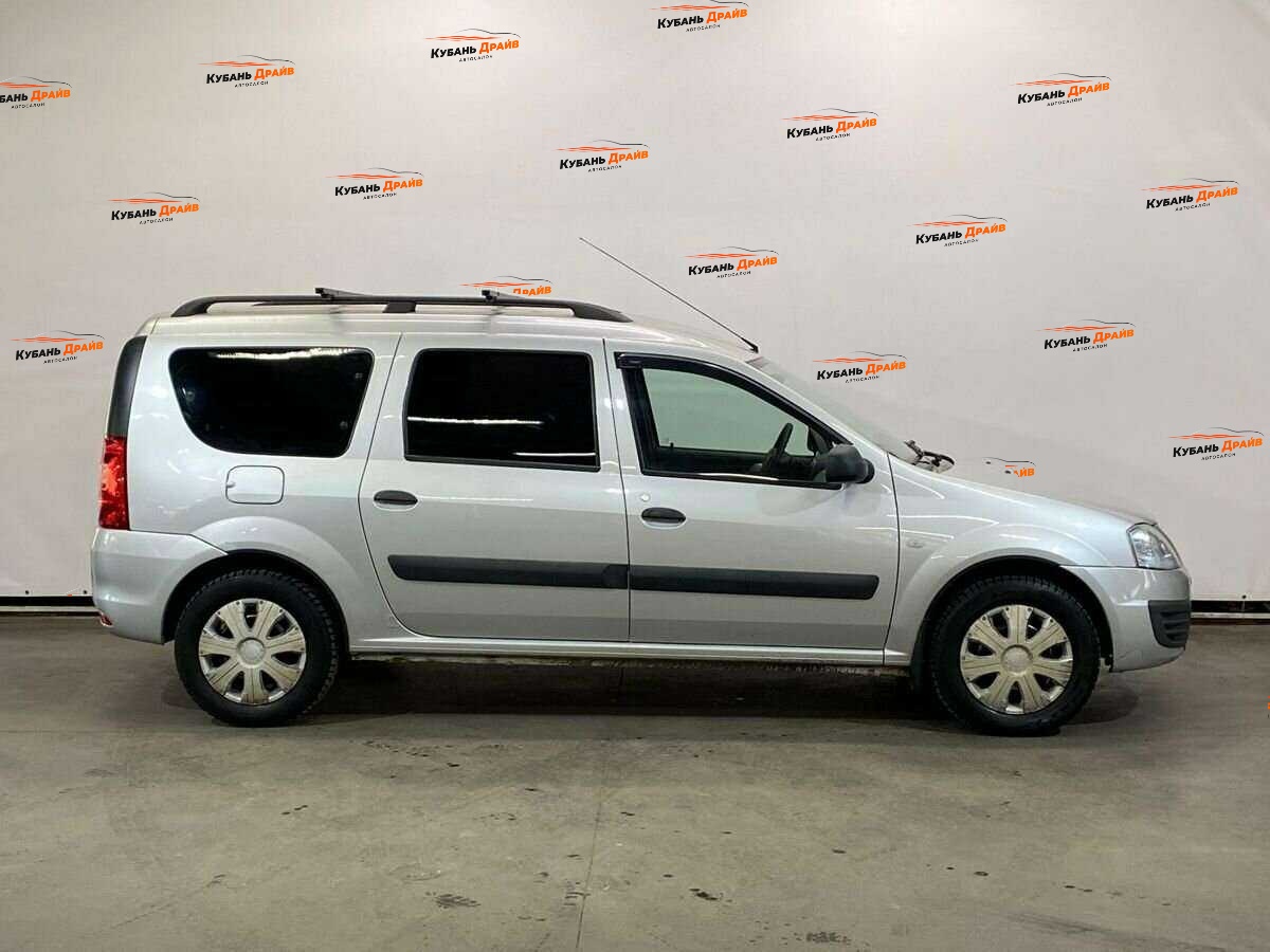 Lada (ВАЗ) Largus 2018 года с пробегом. Фото: #3