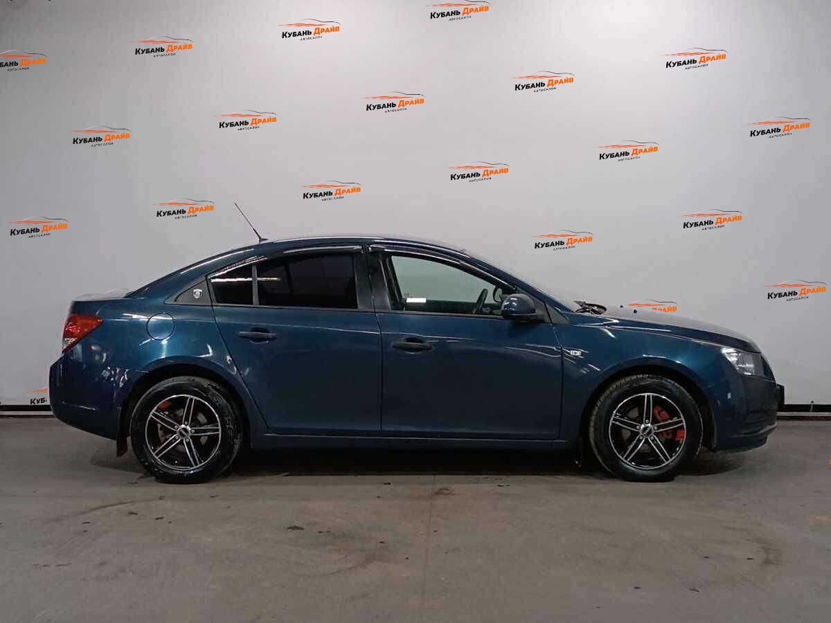 Chevrolet Cruze 2012 года с пробегом. Фото: #3