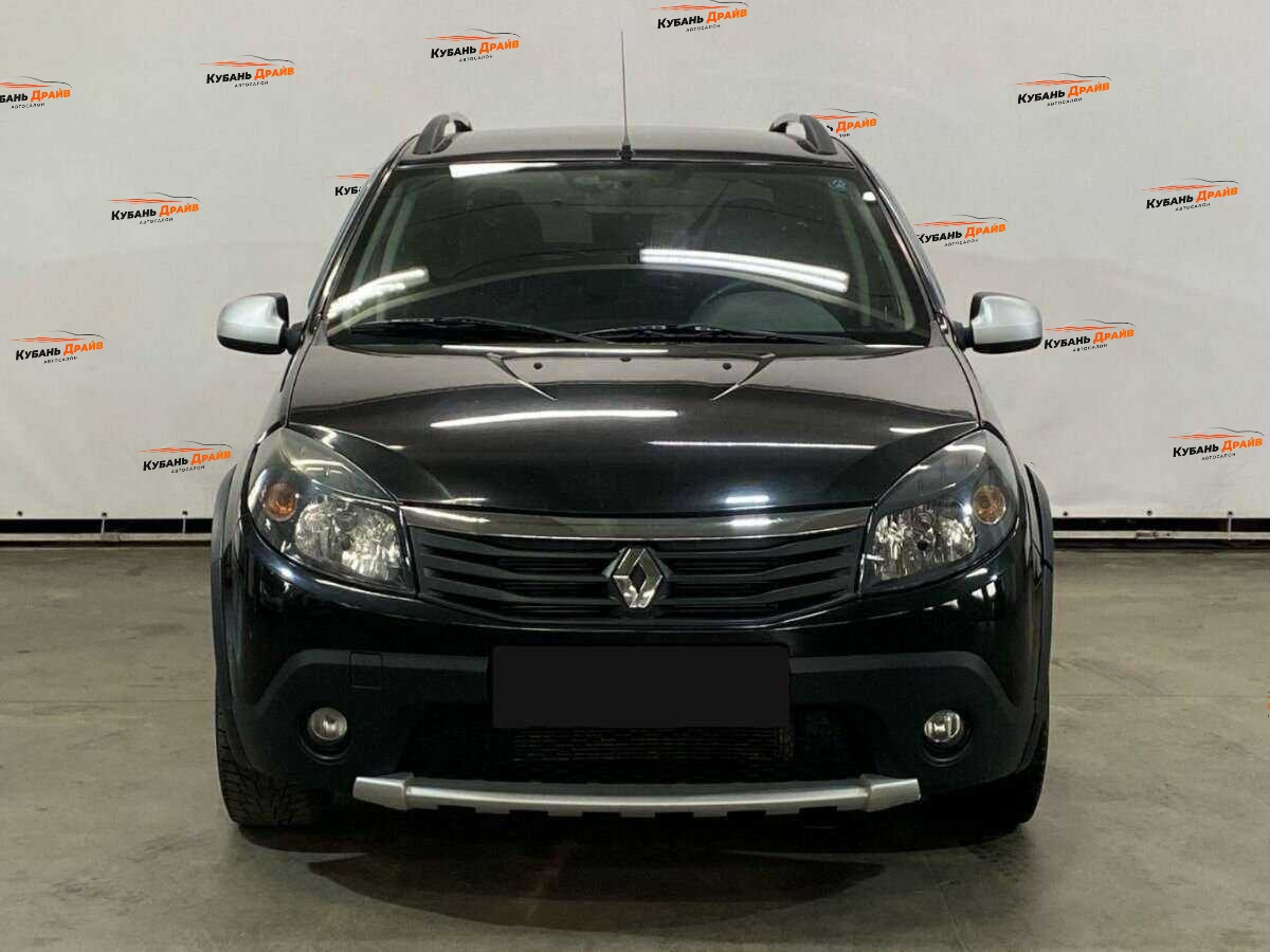 Renault Sandero 2012 года с пробегом. Фото: #1