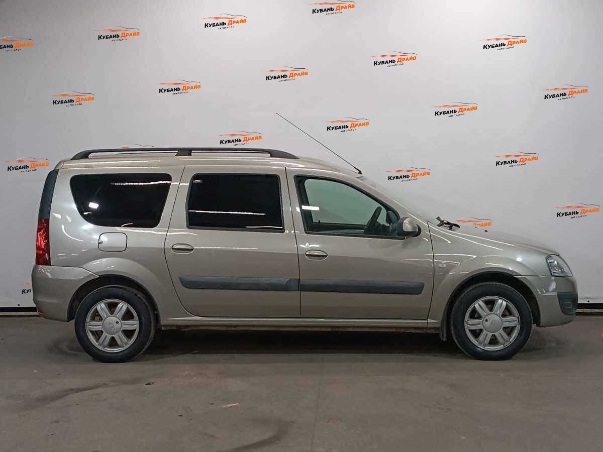 Lada (ВАЗ) Largus 2018 года с пробегом. Фото: #3