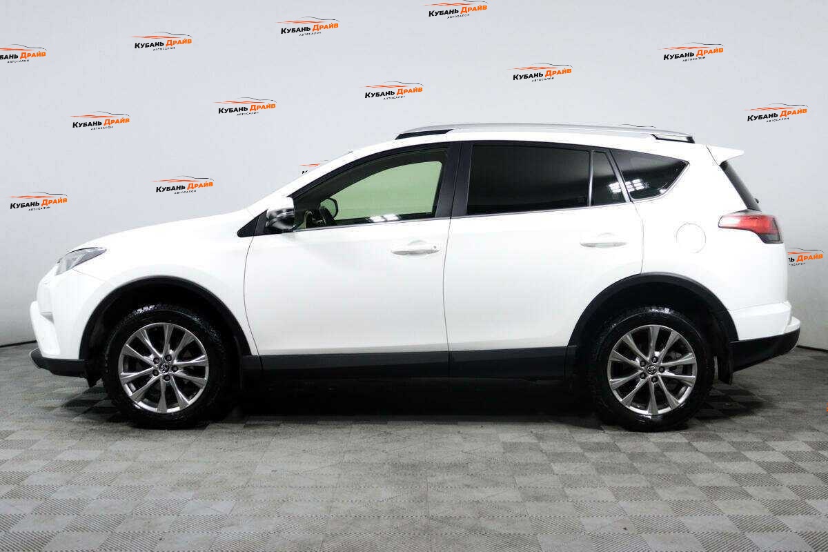 Toyota RAV4 2016 года с пробегом. Фото: #7