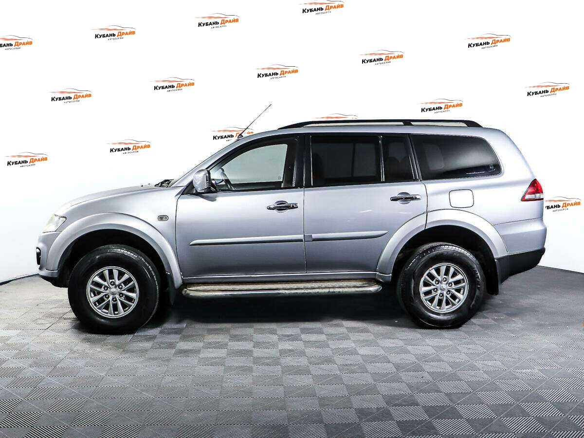 Mitsubishi Pajero Sport 2014 года с пробегом. Фото: #7