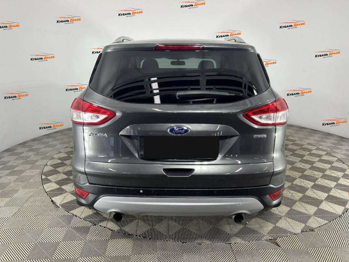 Ford Kuga 2015 года с пробегом. Фото: #2