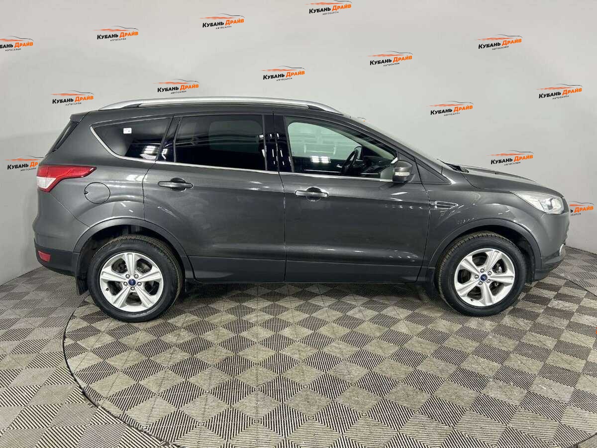 Ford Kuga 2015 года с пробегом. Фото: #3
