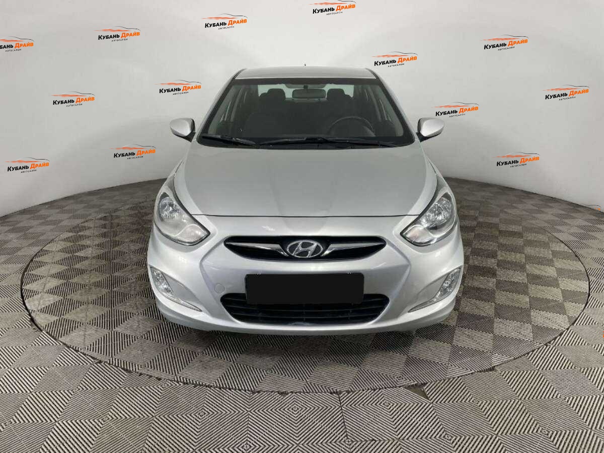 Hyundai Solaris 2012 года с пробегом. Фото: #1