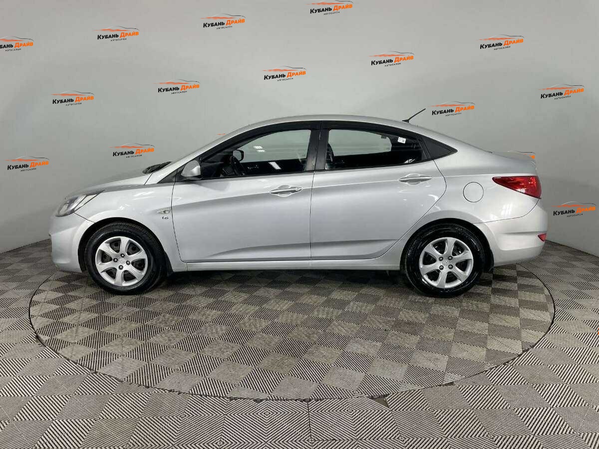 Hyundai Solaris 2012 года с пробегом. Фото: #4