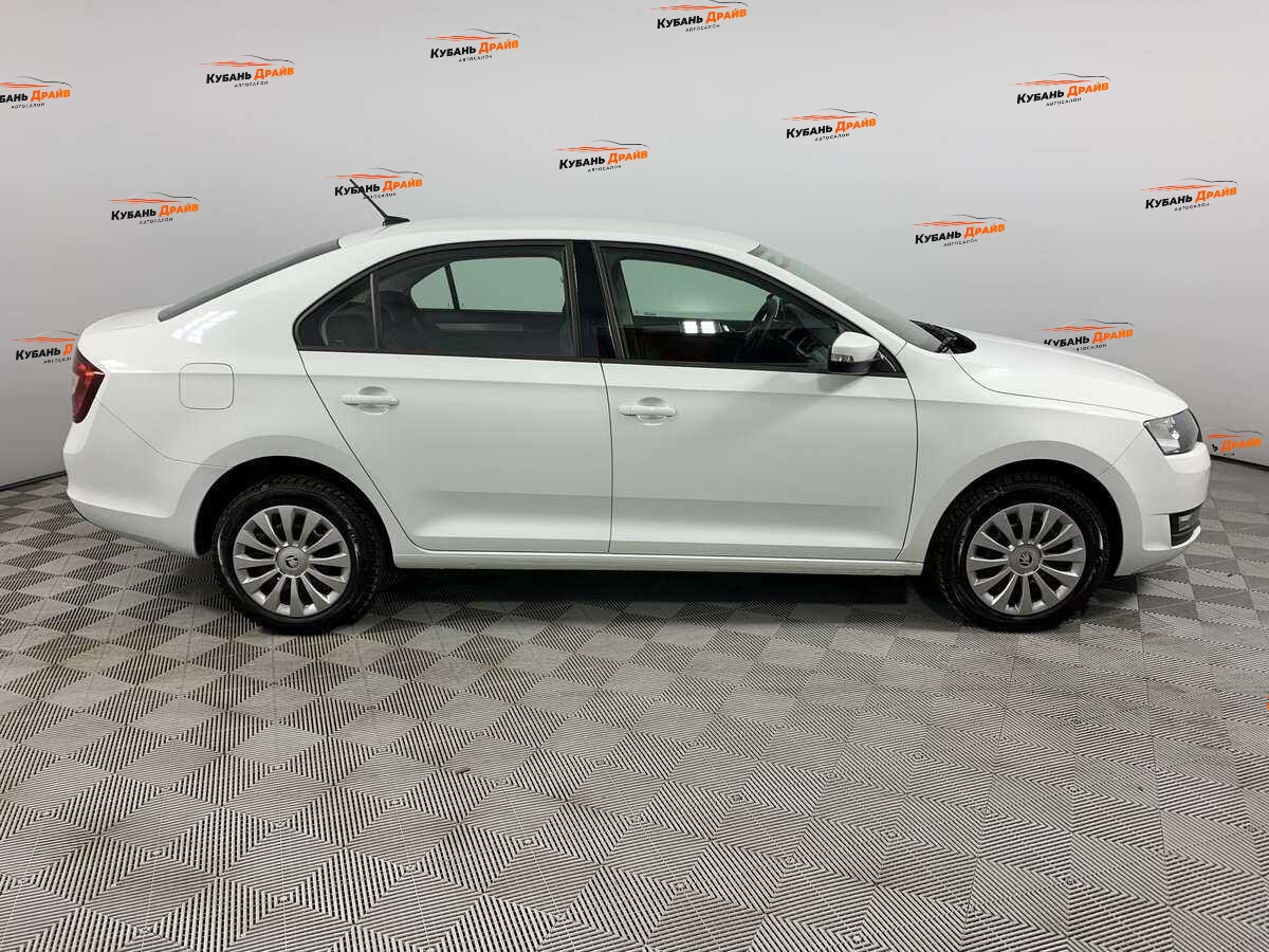 Skoda Rapid 2019 года с пробегом. Фото: #3