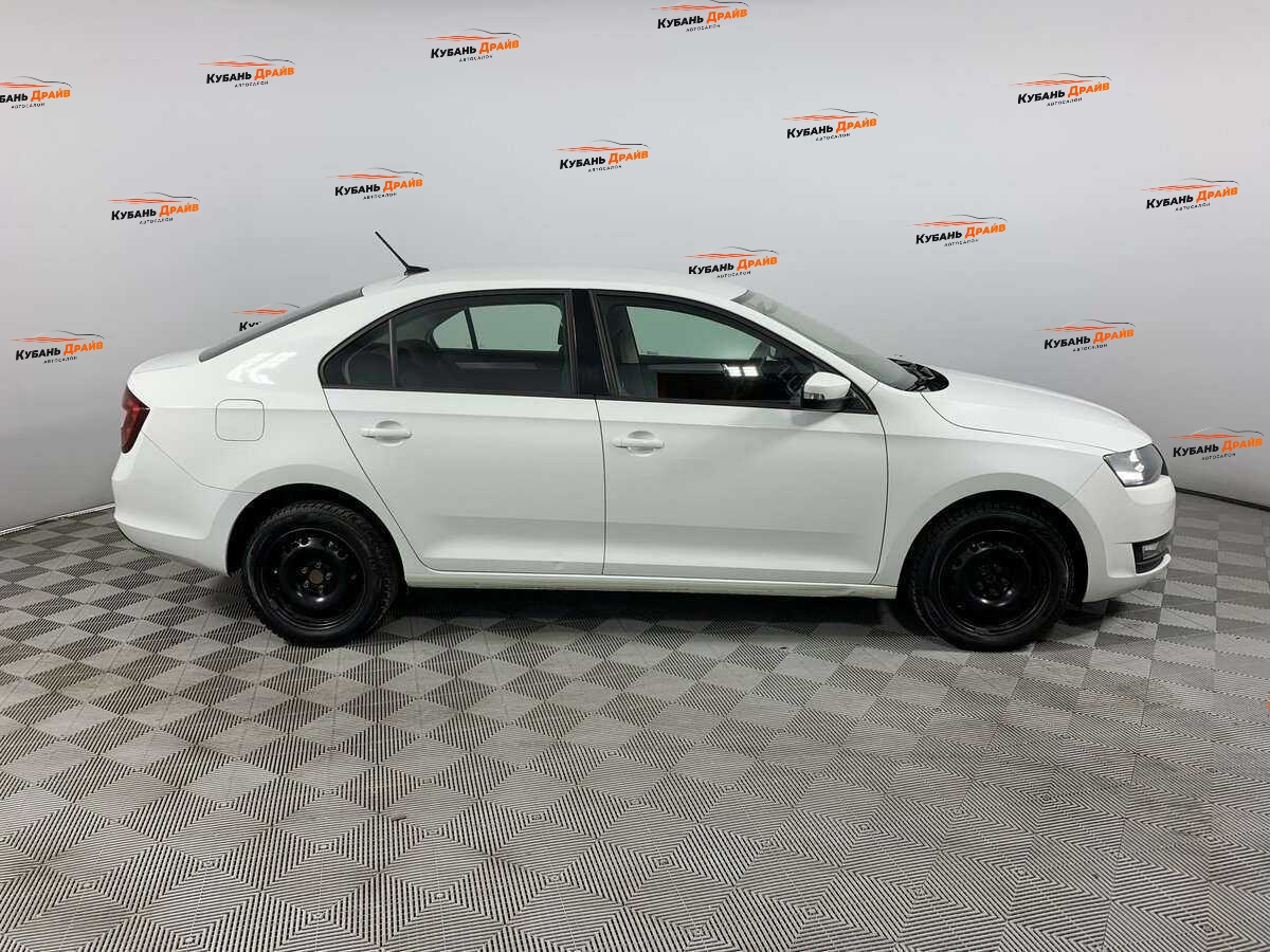 Skoda Rapid 2019 года с пробегом. Фото: #3
