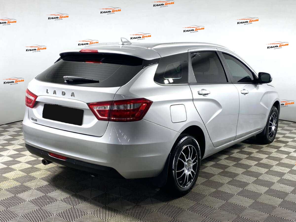 Lada (ВАЗ) Vesta 2021 года с пробегом. Фото: #3