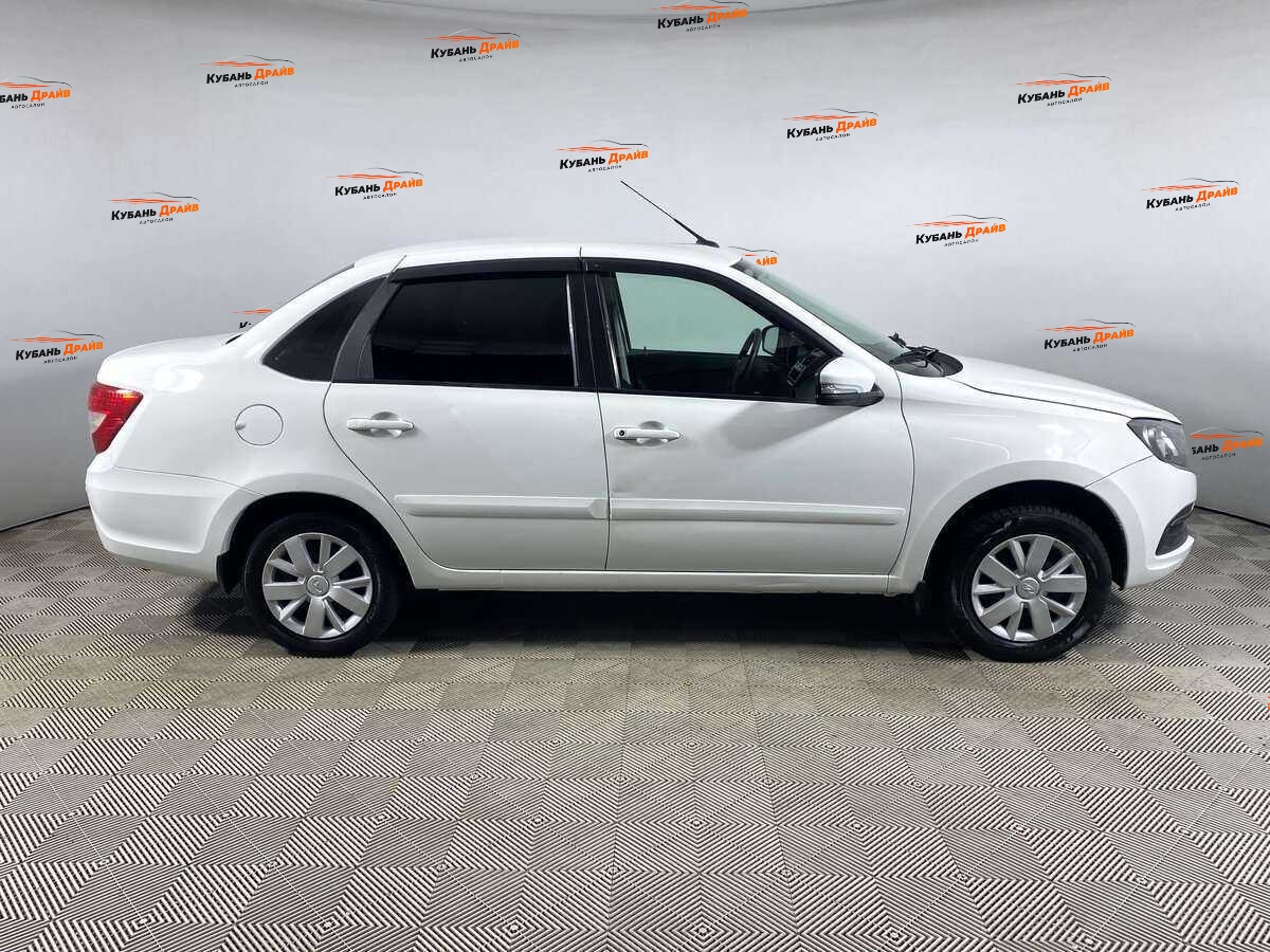 Lada (ВАЗ) Granta 2022 года с пробегом. Фото: #3