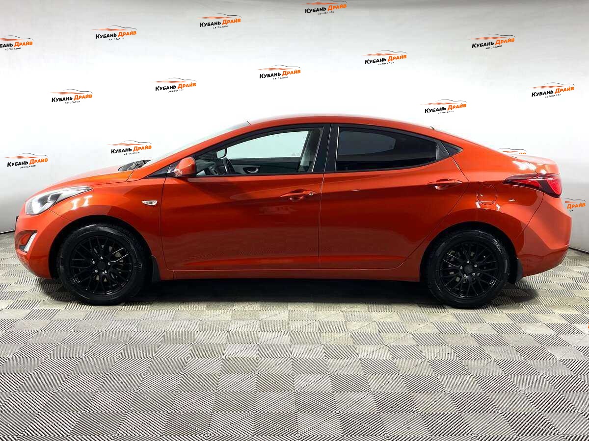 Hyundai Elantra 2015 года с пробегом. Фото: #5