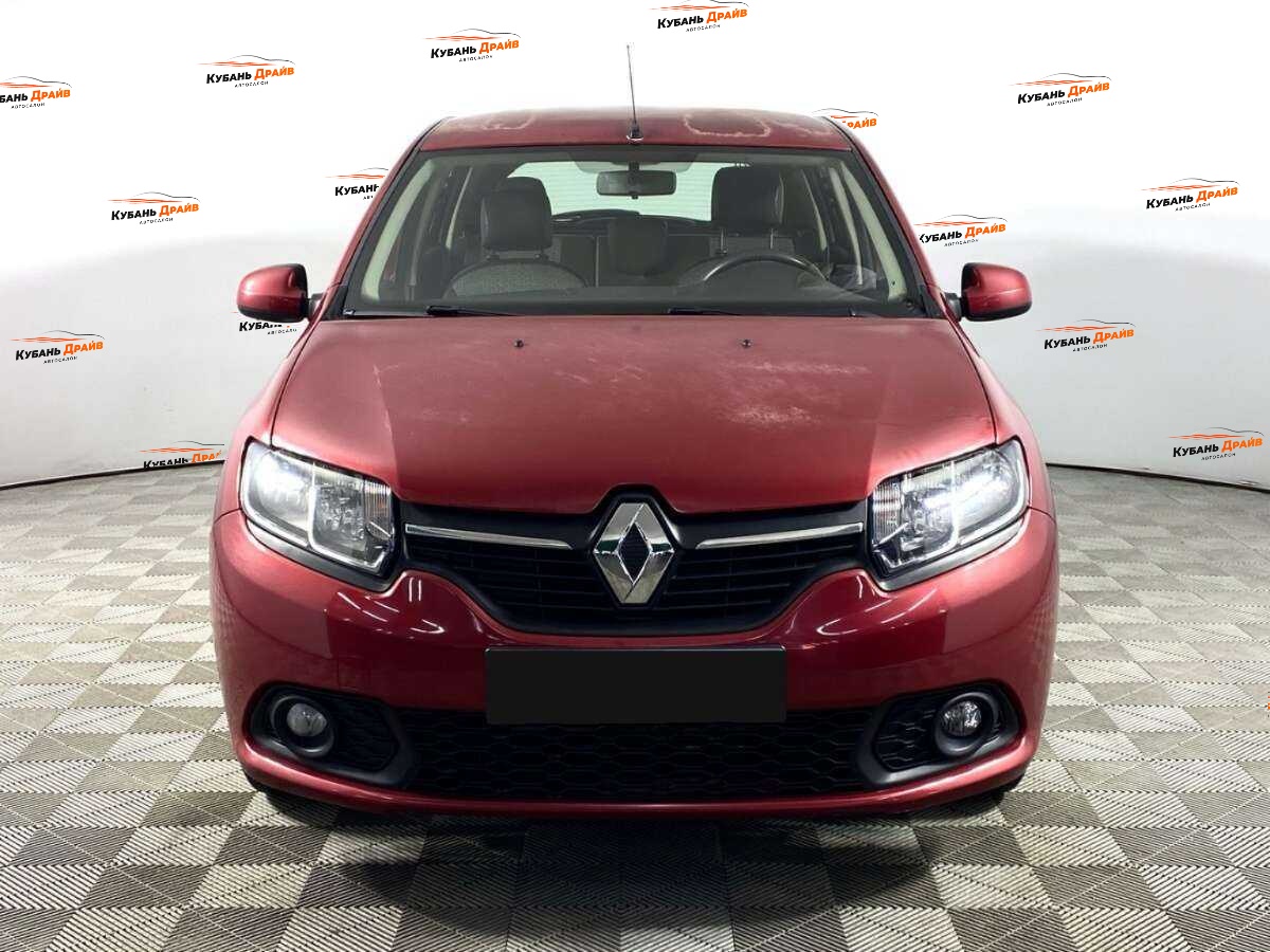 Renault Sandero 2015 года с пробегом. Фото: #1