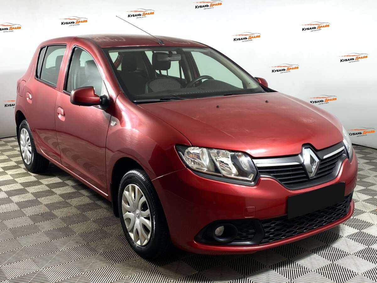 Renault Sandero 2015 года с пробегом. Фото: #2