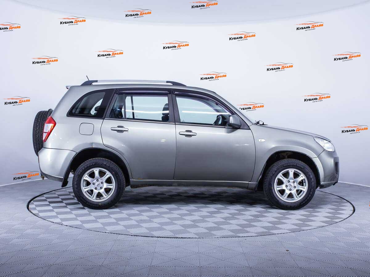 Chery Tiggo (T11) 2013 года с пробегом. Фото: #3