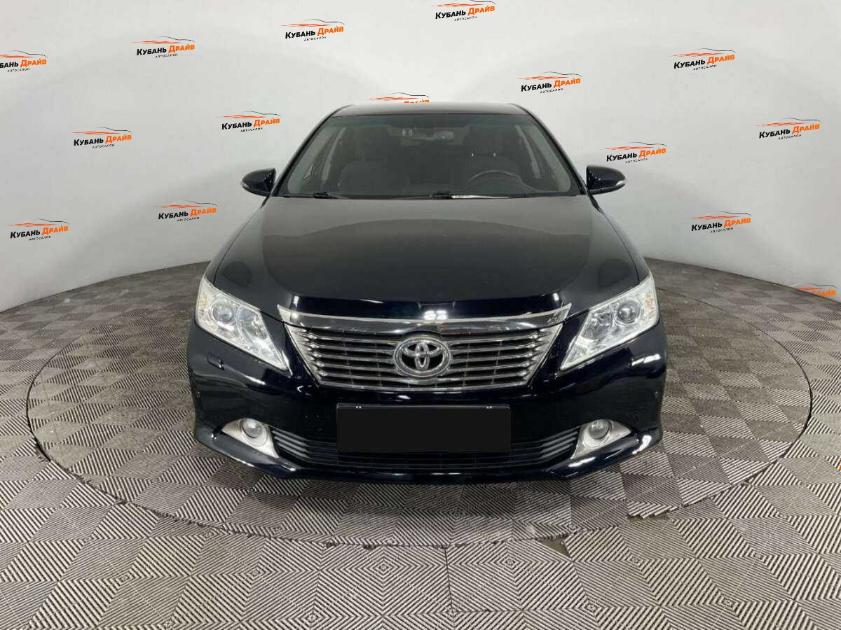 Toyota Camry 2012 года с пробегом. Фото: #1