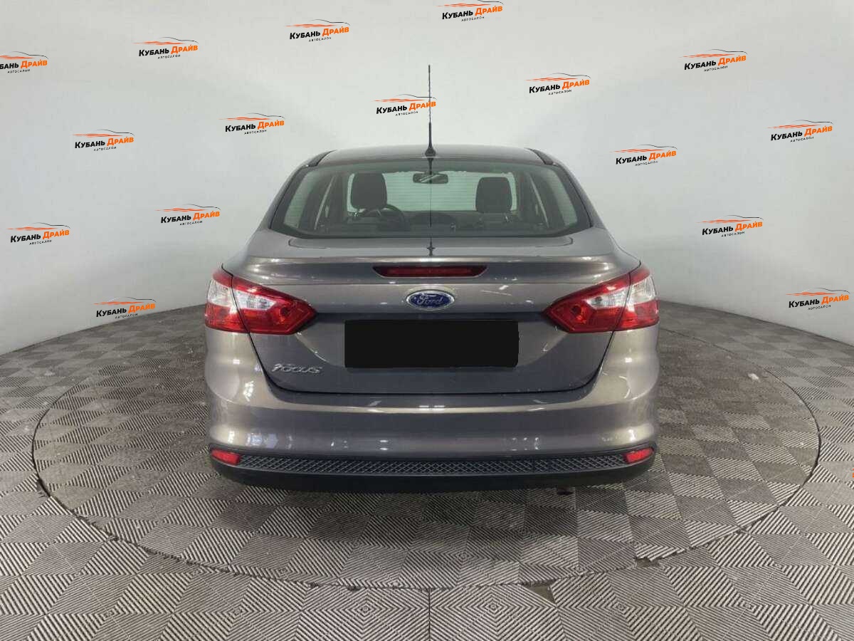 Ford Focus 2014 года с пробегом. Фото: #2