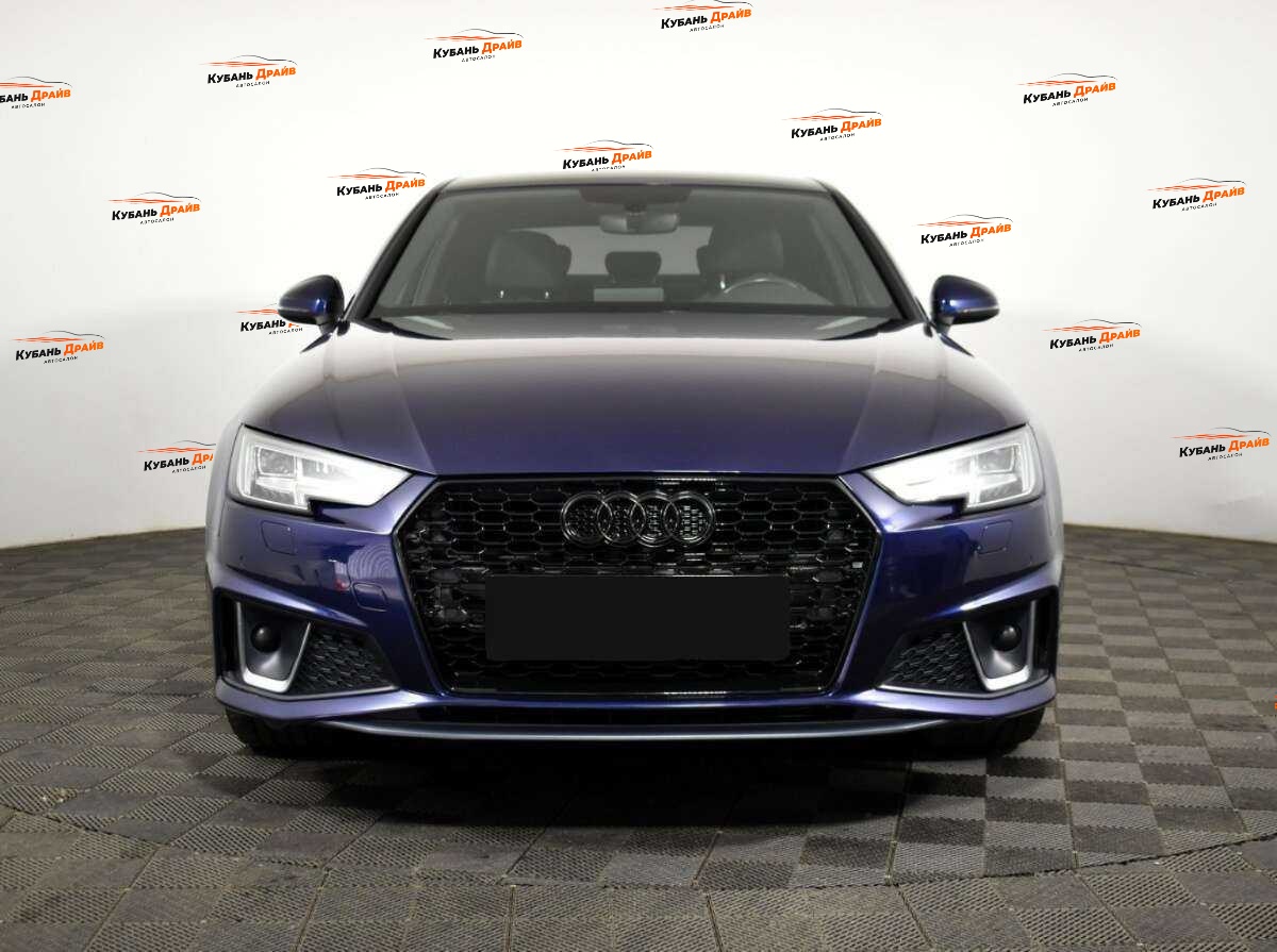 Audi A4 2018 года с пробегом. Фото: #1