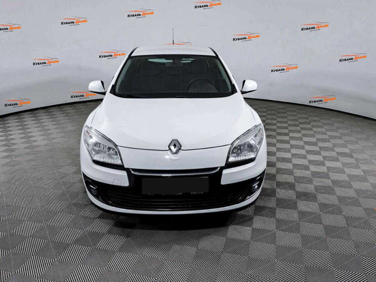 Renault Megane 2013 года с пробегом. Фото: #1