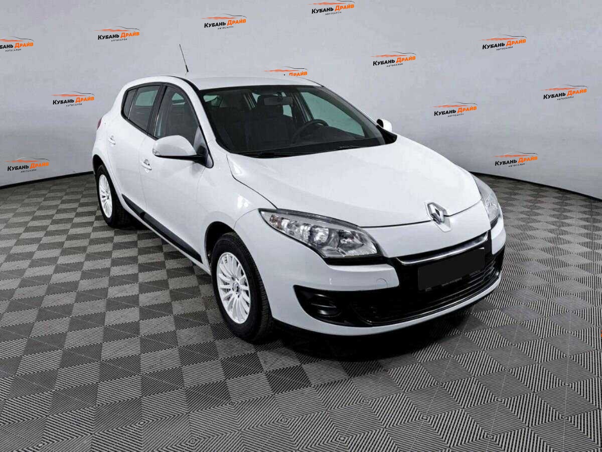 Renault Megane 2013 года с пробегом. Фото: #2