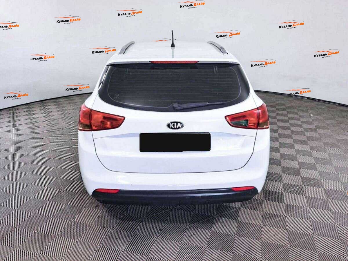 Kia Ceed 2012 года с пробегом. Фото: #3