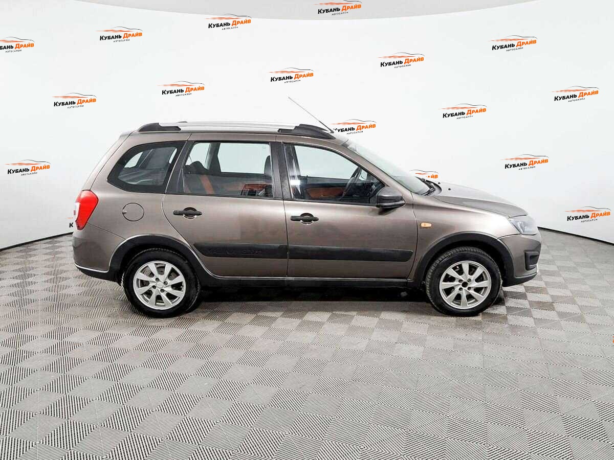 Lada (ВАЗ) Kalina 2016 года с пробегом. Фото: #3