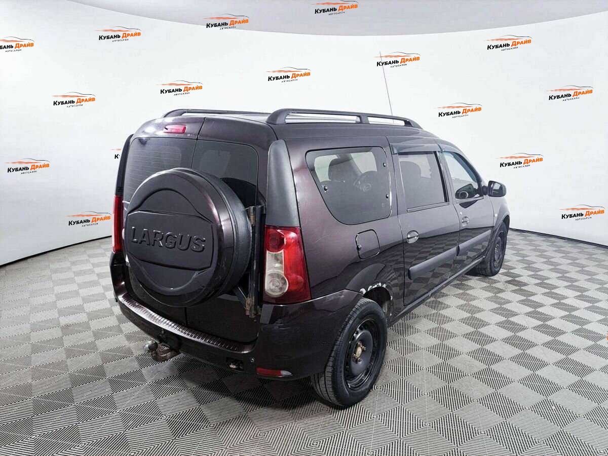 Lada (ВАЗ) Largus 2015 года с пробегом. Фото: #4