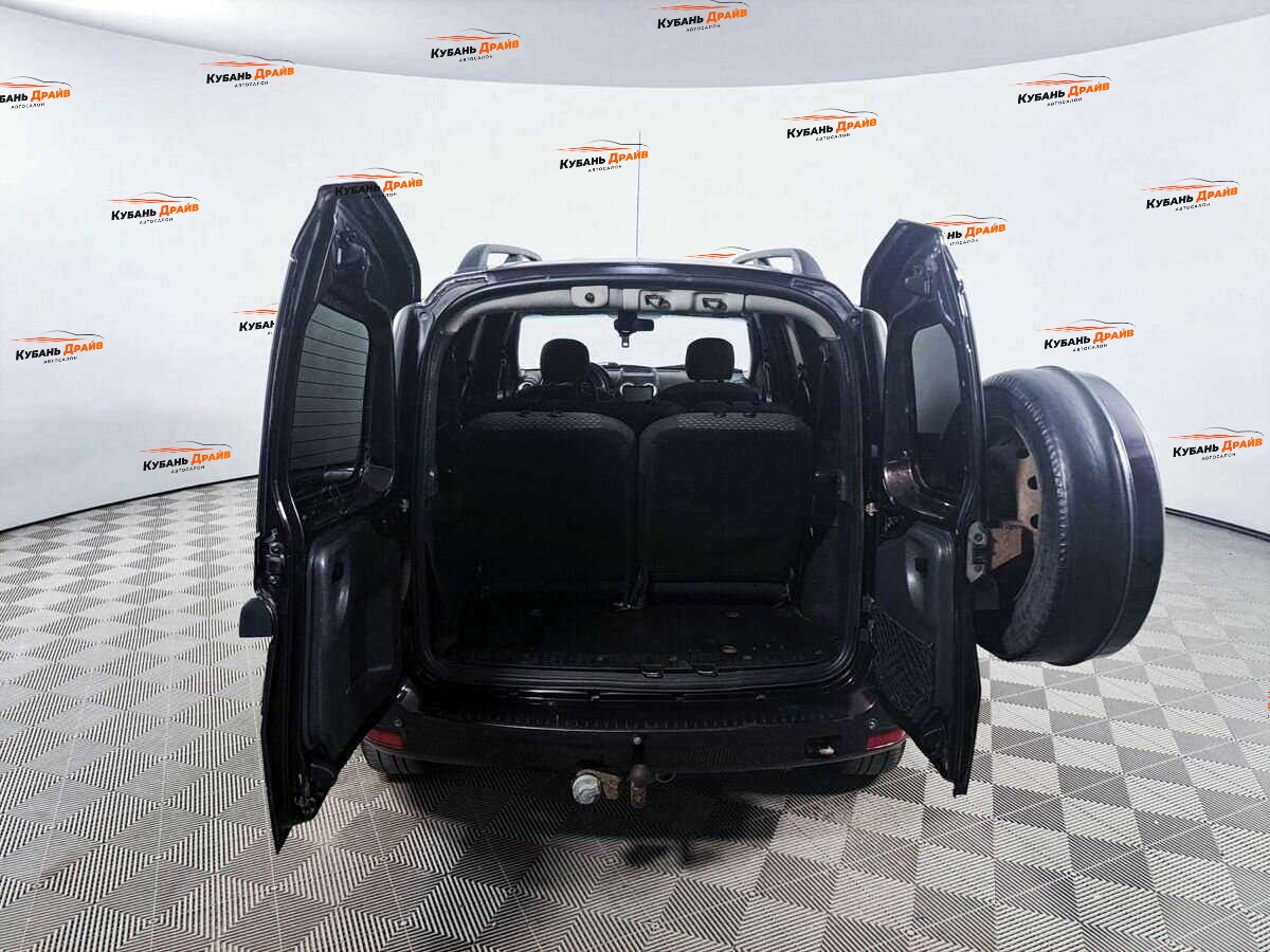 Lada (ВАЗ) Largus 2015 года с пробегом. Фото: #9