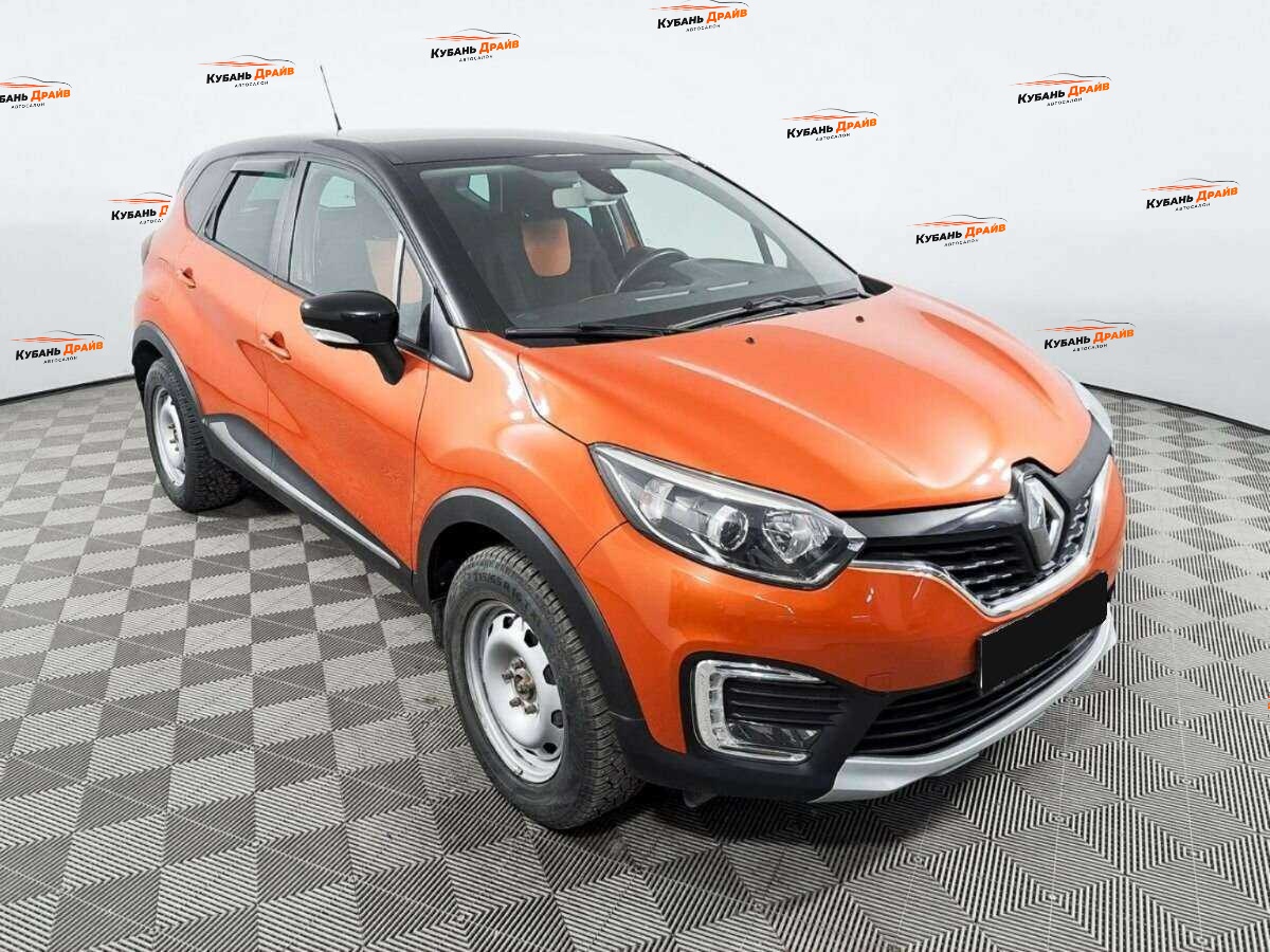 Renault Kaptur 2016 года с пробегом. Фото: #2