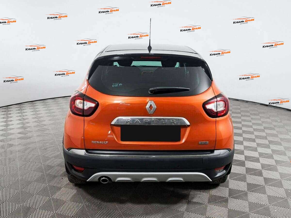 Renault Kaptur 2016 года с пробегом. Фото: #5