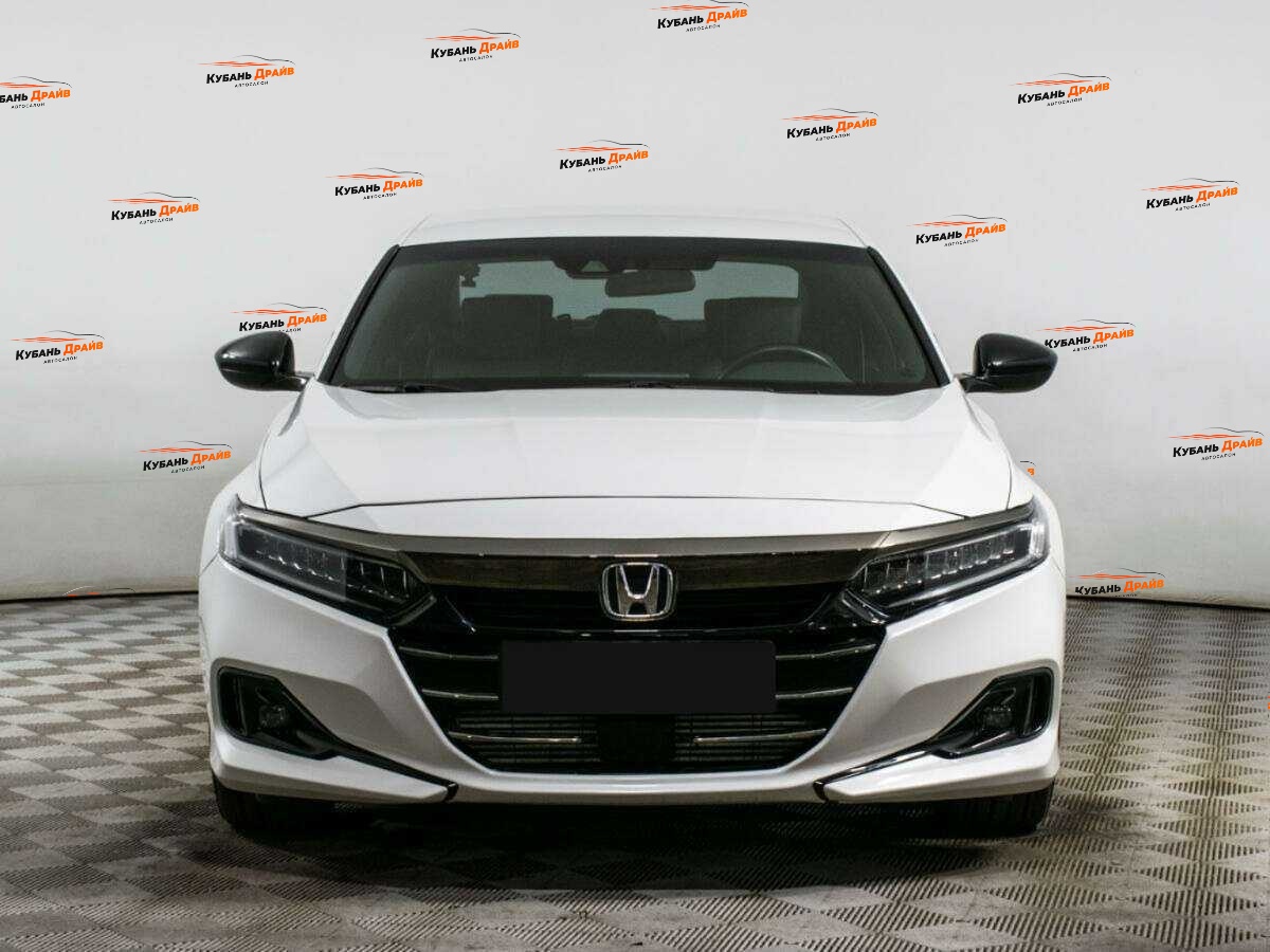 Honda Accord 2022 года с пробегом. Фото: #1