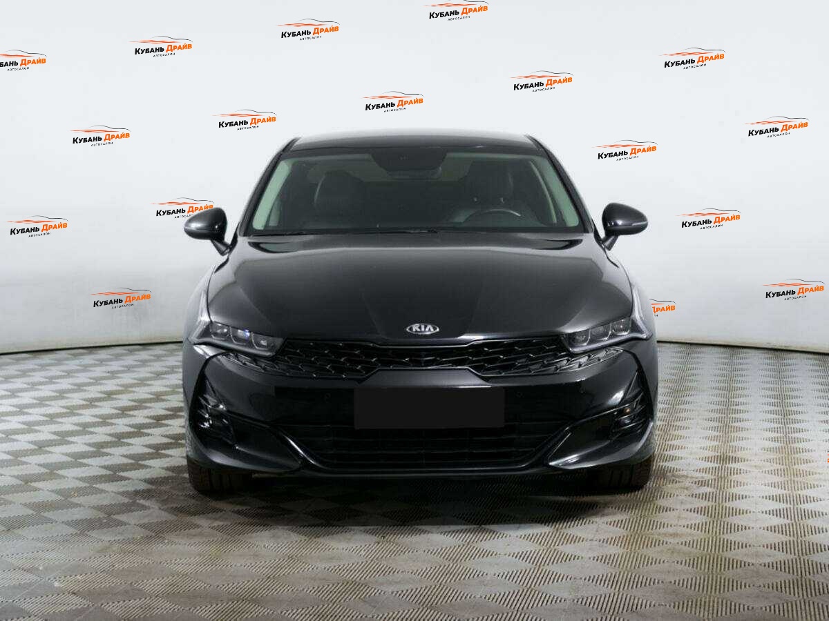 Kia K5 2021 года с пробегом. Фото: #1