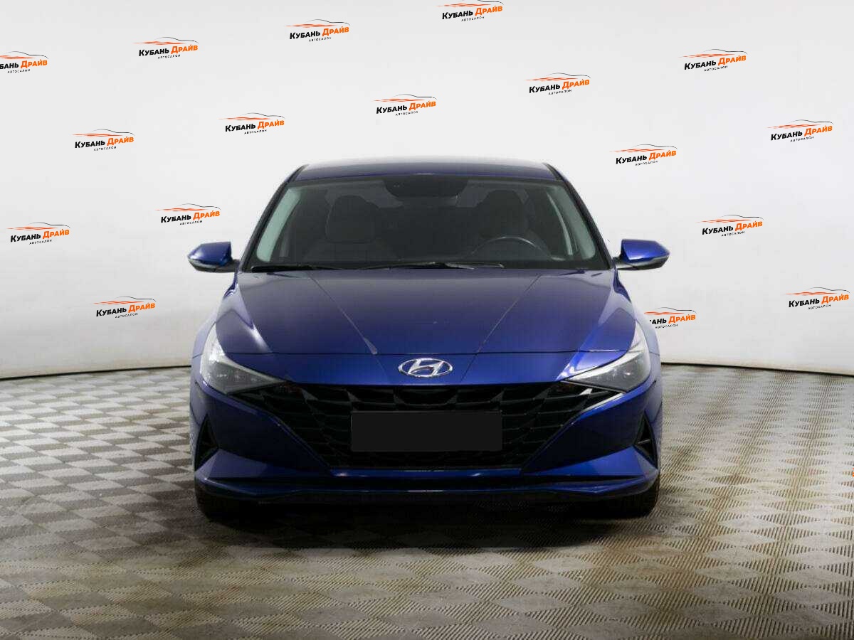 Hyundai Elantra 2021 года с пробегом. Фото: #1