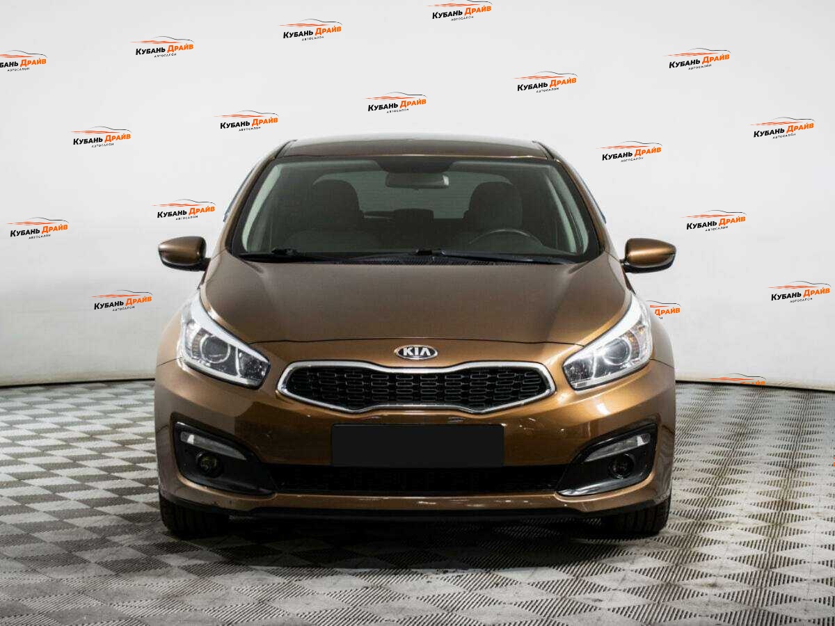 Kia Ceed 2017 года с пробегом. Фото: #1
