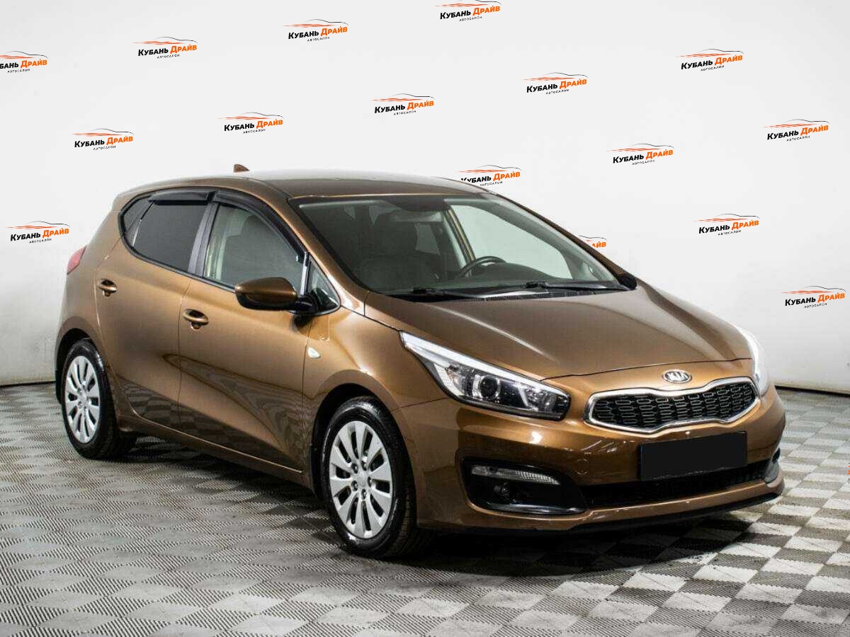 Kia Ceed 2017 года с пробегом. Фото: #2