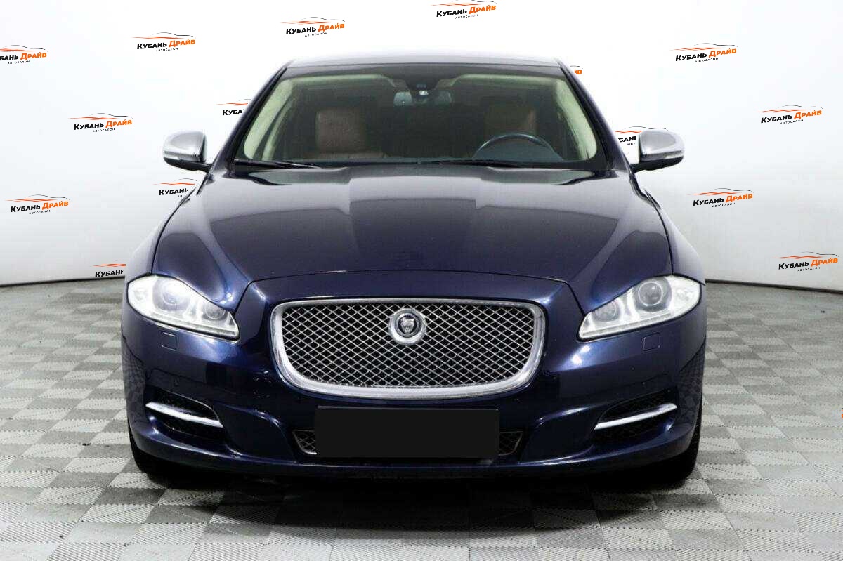 Jaguar XJ 2013 года с пробегом. Фото: #1