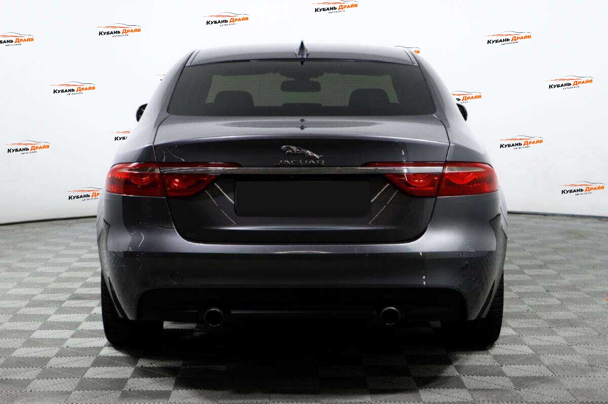 Jaguar XF 2016 года с пробегом. Фото: #5