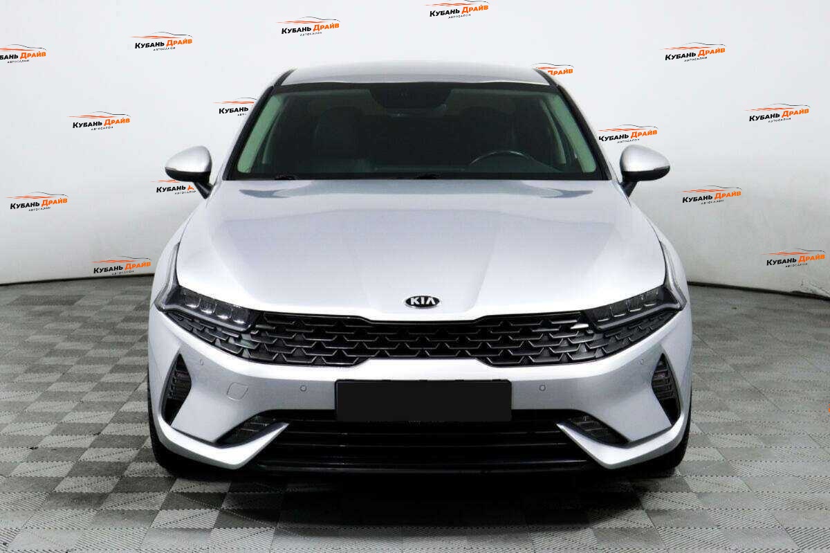 Kia K5 2020 года с пробегом. Фото: #1
