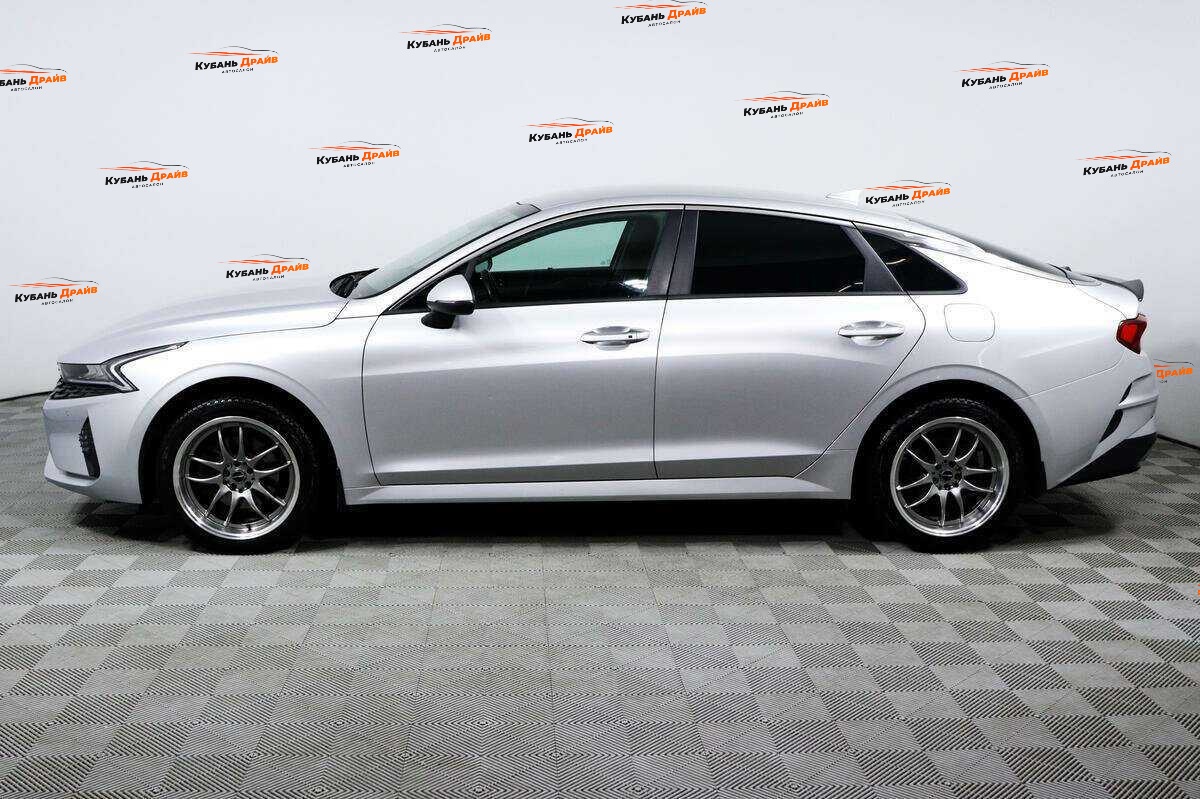 Kia K5 2020 года с пробегом. Фото: #7