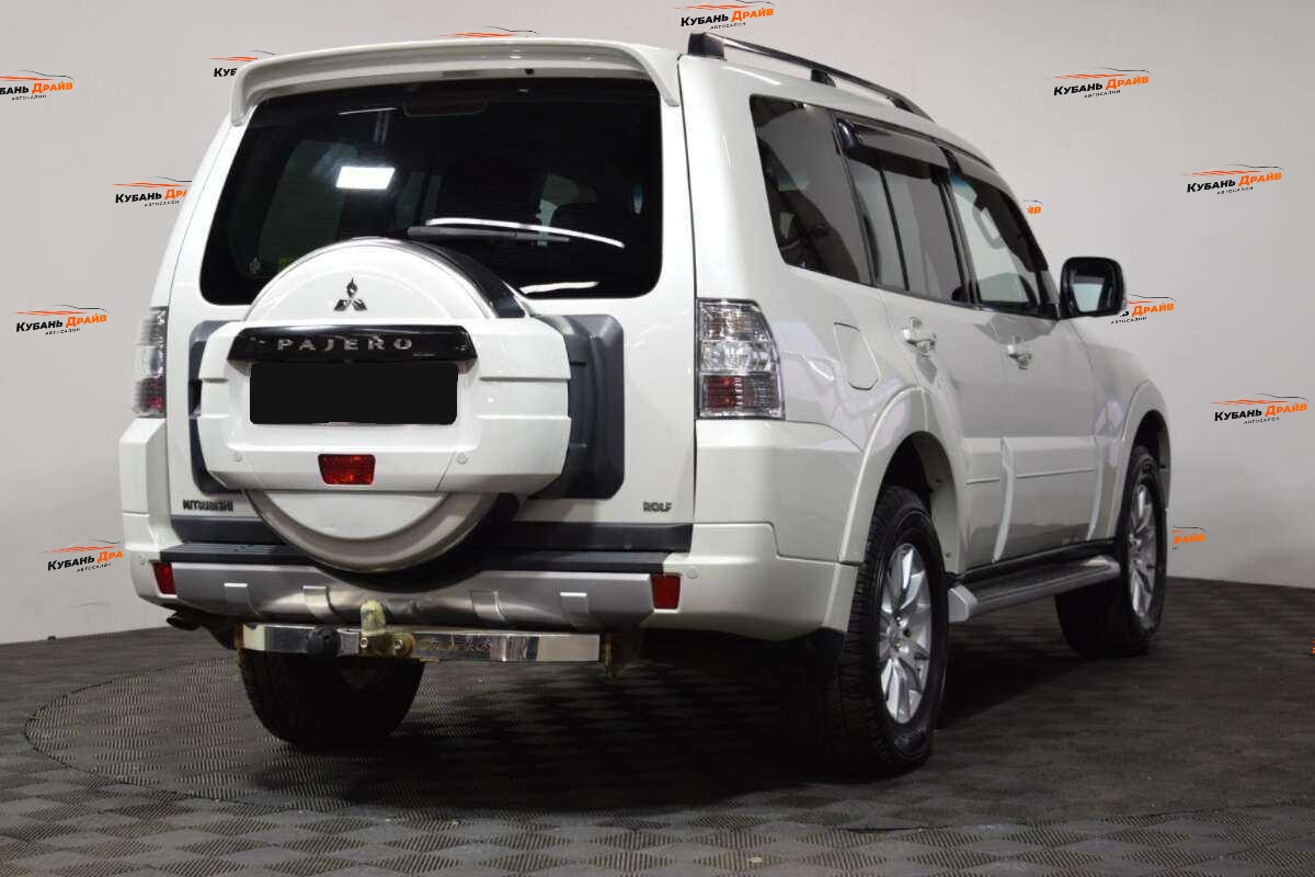 Mitsubishi Pajero 2014 года с пробегом. Фото: #3