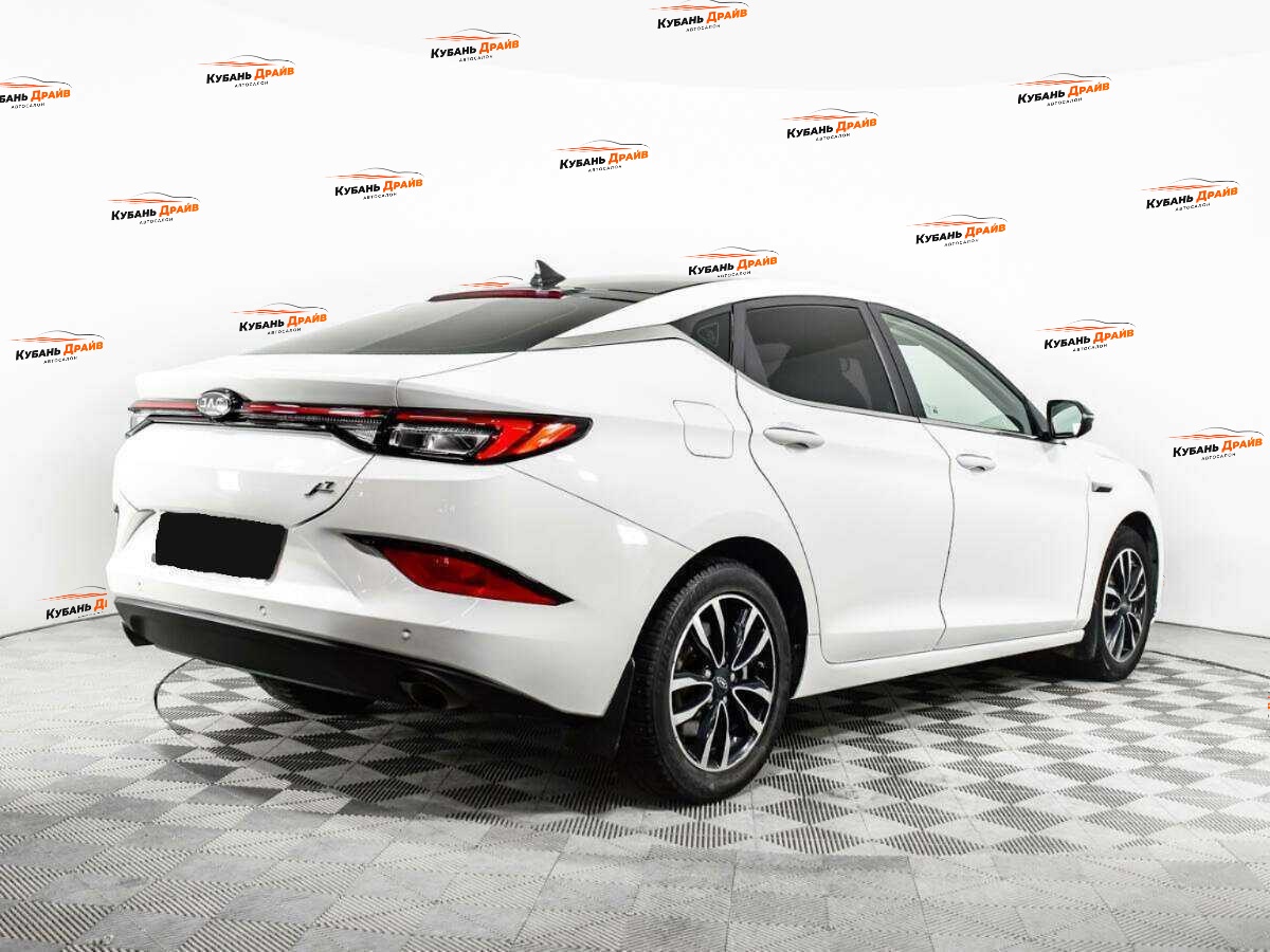 JAC J7 2021 года с пробегом. Фото: #4