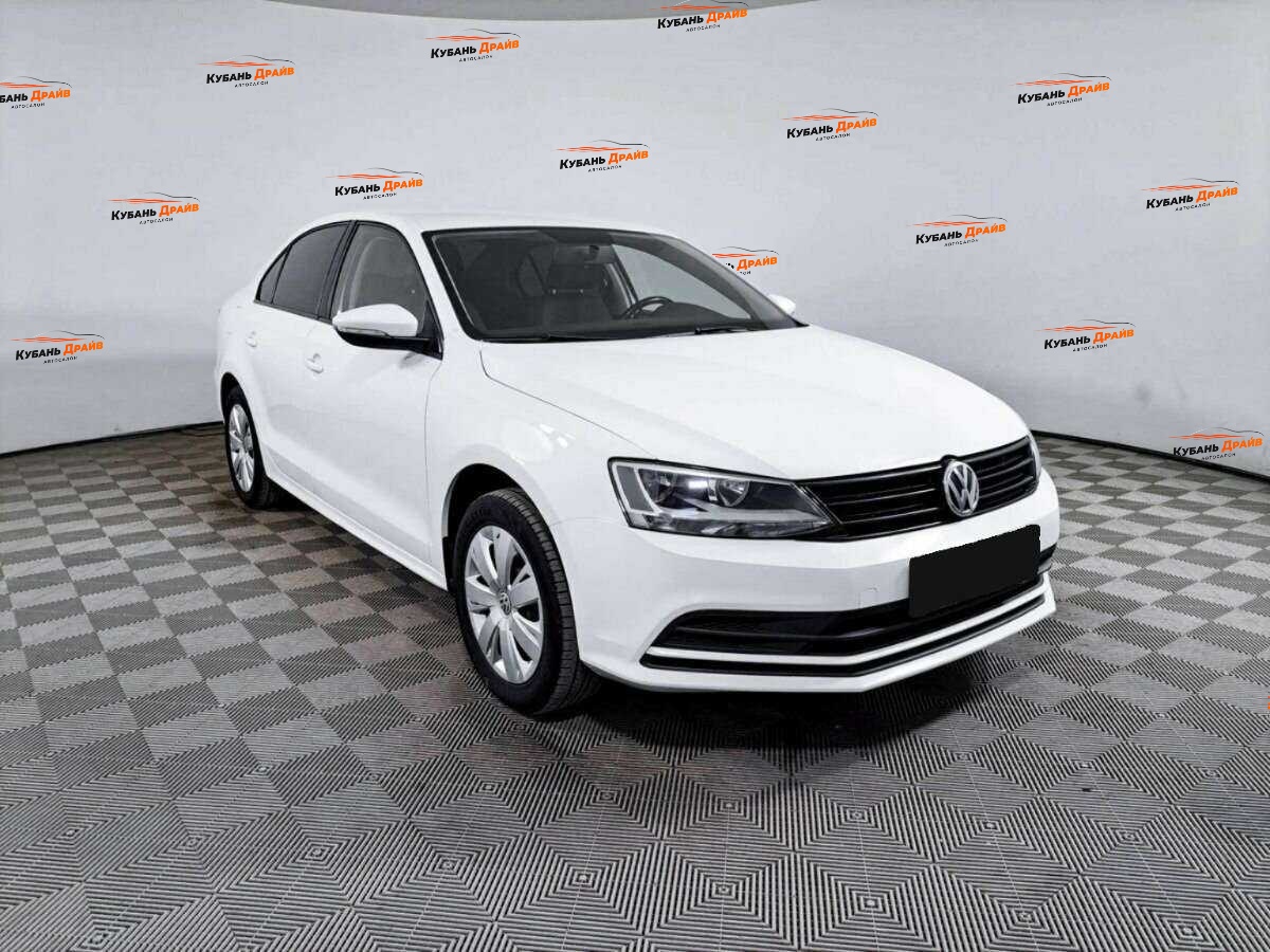 Volkswagen Jetta 2017 года с пробегом. Фото: #2